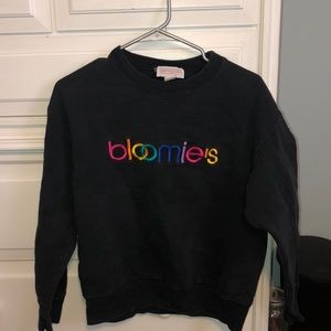 Bloomies crew neck